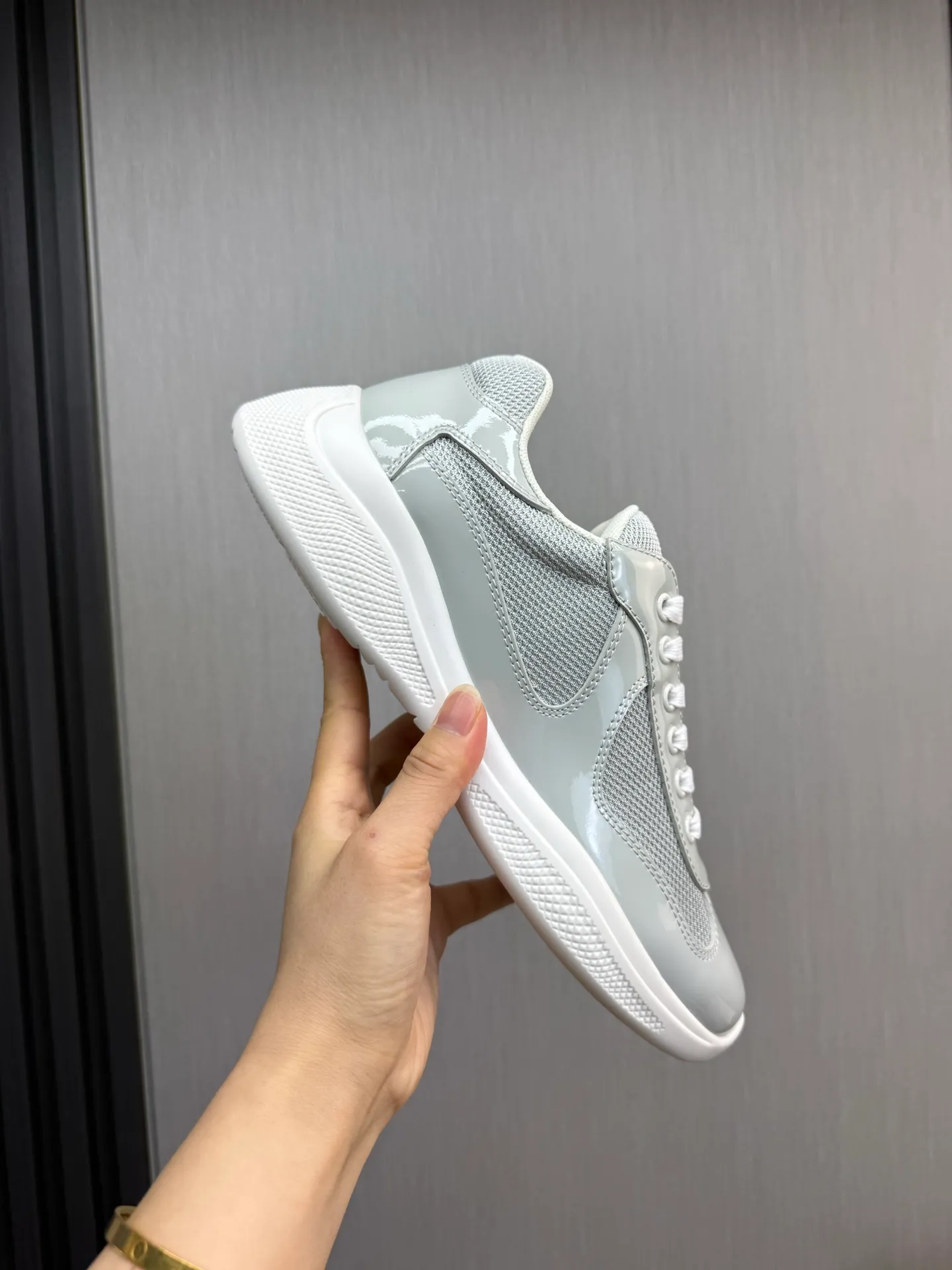 Men's shoes 640💰 [PRADA] Hot selling items🔥Must be recommended every day~~ Official website synchronized, 1:1 high quality shipments✔️ Imported cowhide fabric, rubber material + cowhide lining, original bottom, high-end airplane box packaging🎁 38-45 (38.45 custom-made, non-returnable)